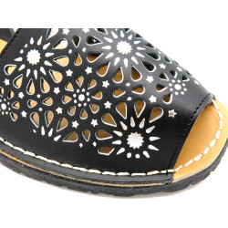 Women's Avarca Menorquina Flat Sandals Leather black Summer Shoes perforated floral 387 C. Ortuño