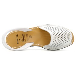 Avarca Menorquina women's flat sandals Leather Menorca summer shoes perforated white silver C. Ortuño 336